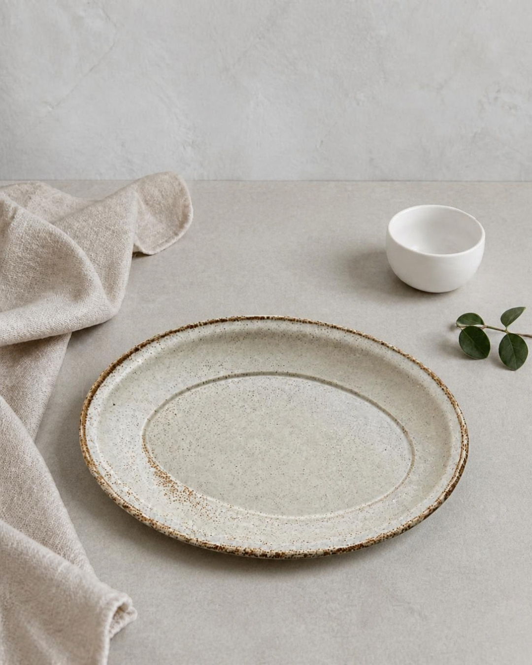 Japanese Stoneware Oval Platter, Rustic Beige (10.5" x 7.5")