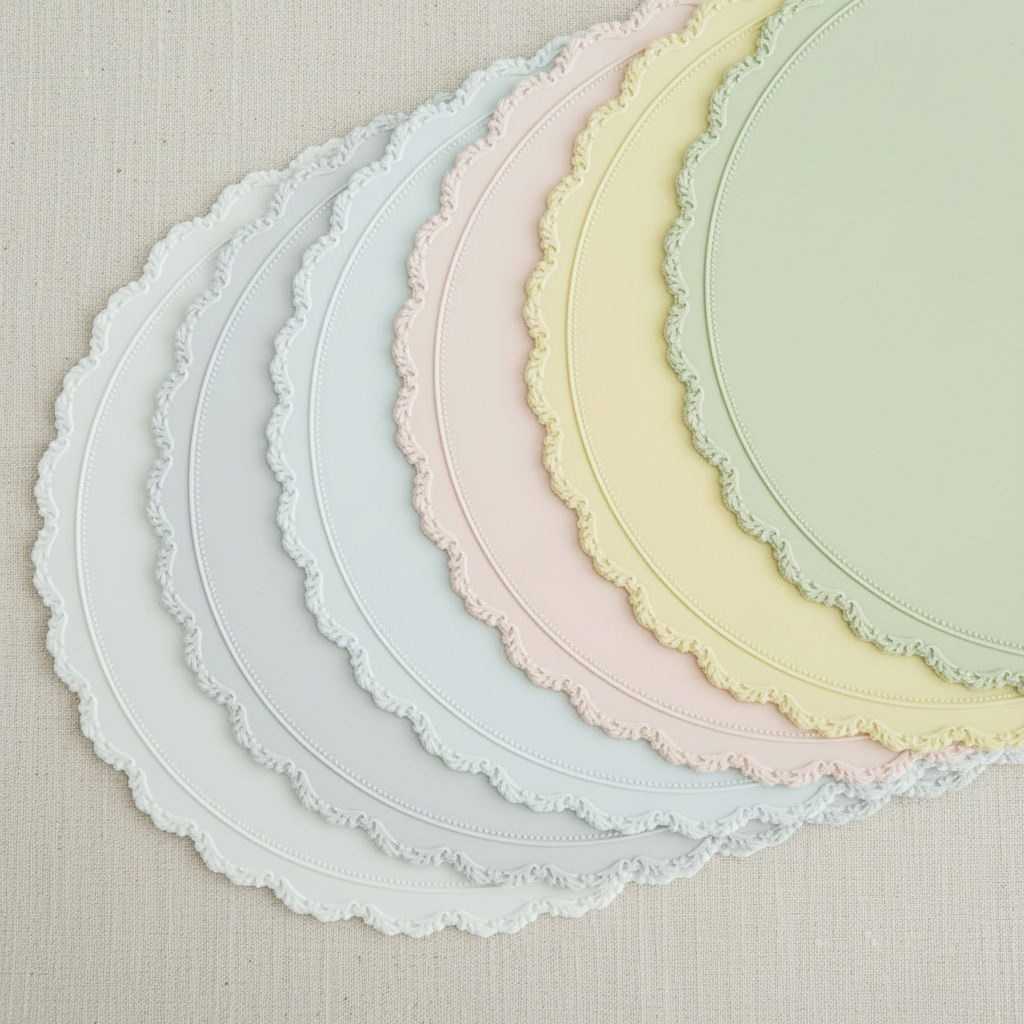 Luo Lace-Patterned Silicone Table Mat Set of 4