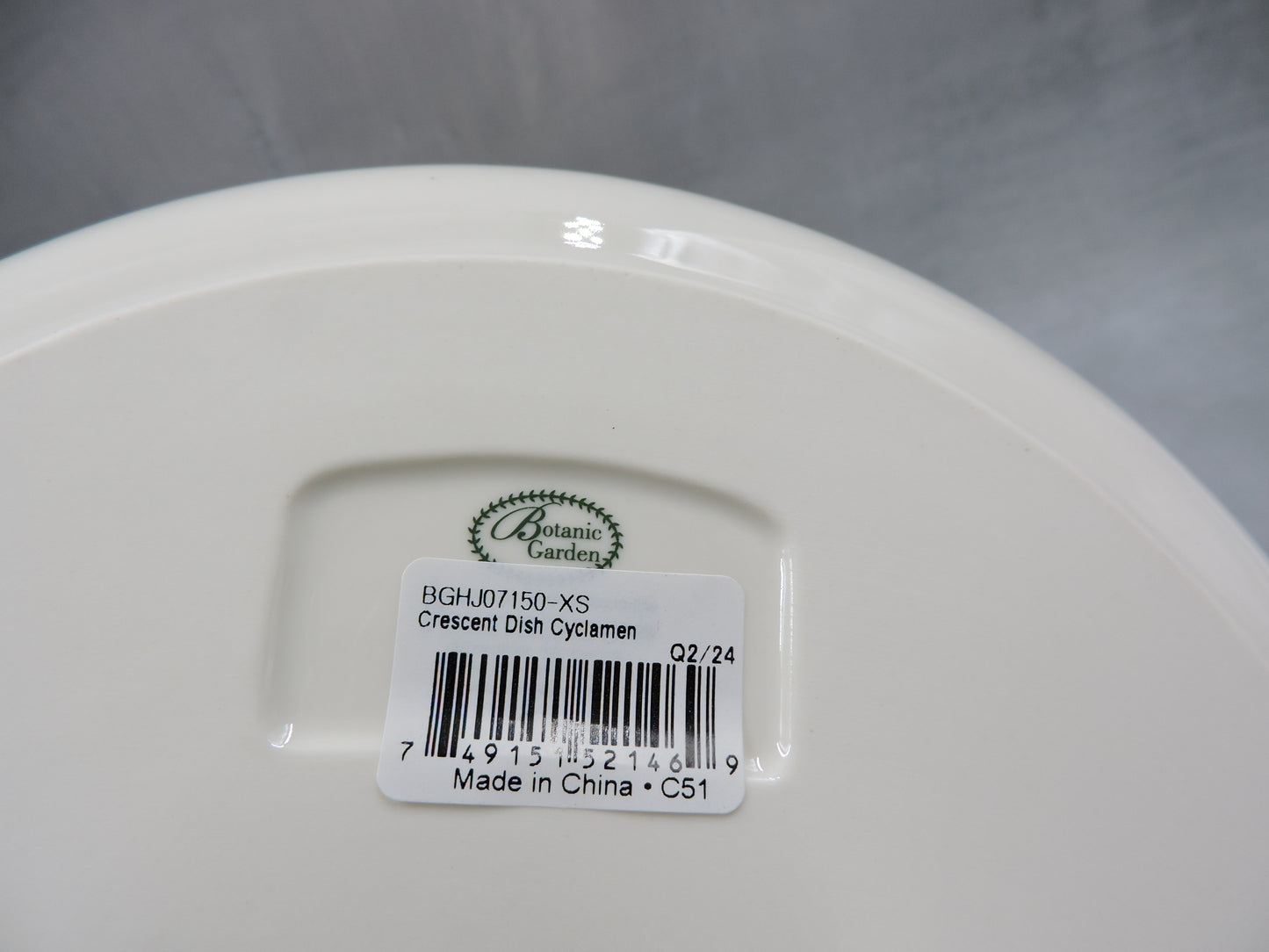 Portmeirion Botanic Garden Crescent Salad Plate-Cyclamen