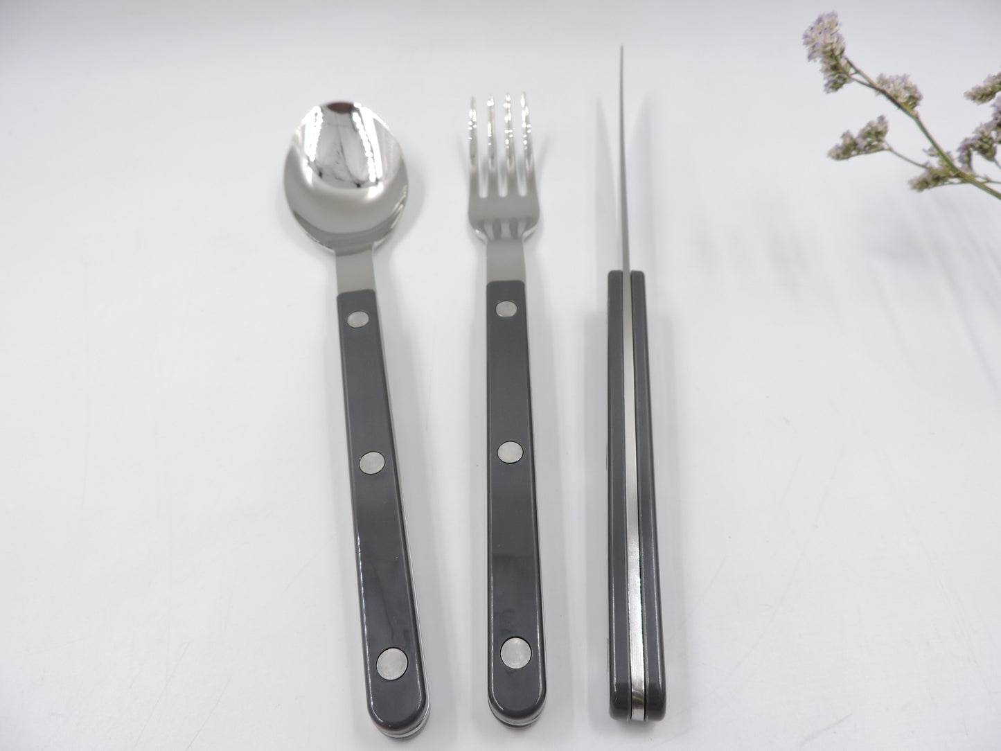 Sabre Bistrot Flatware – 3‑Piece Set , Dark Grey