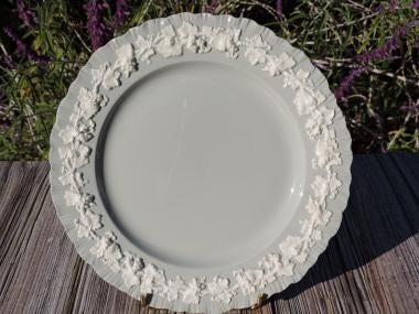 Wedgwood Shell Edge Cream on Grey Dinner Plate