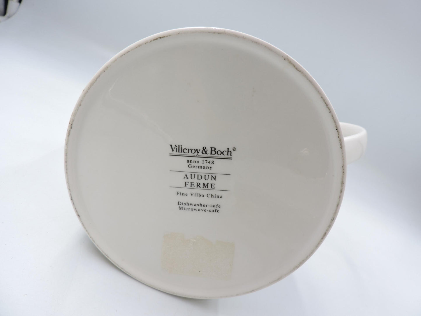 Villeroy and Boch Audun Tea Pot (no lid)