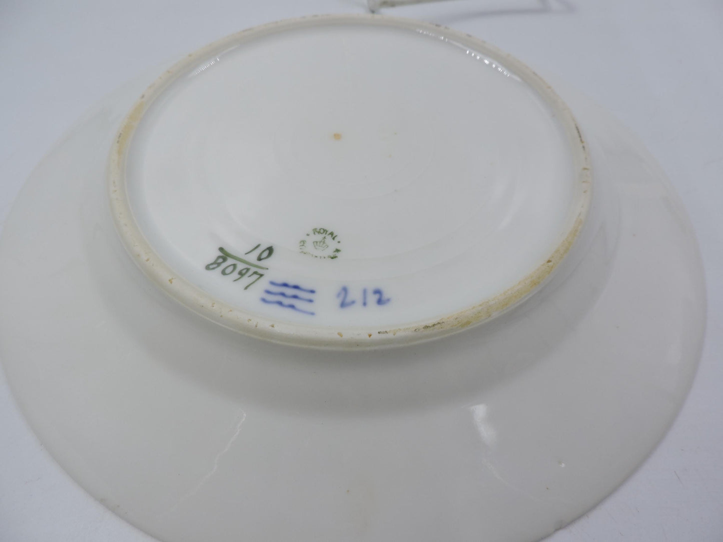 Royal Copenhagen Blue Flower Dinner Plate (Chip) #133