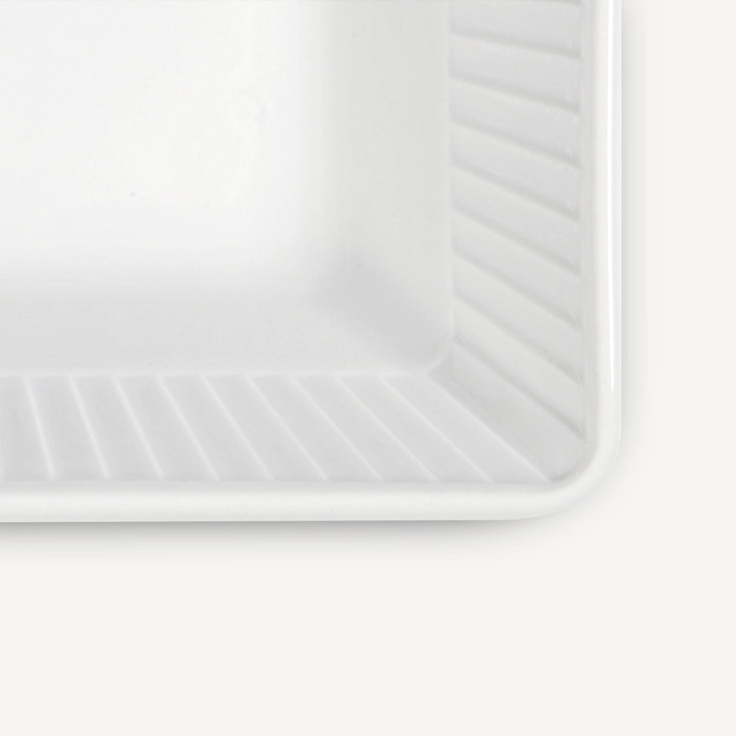 Plisse Square Dish