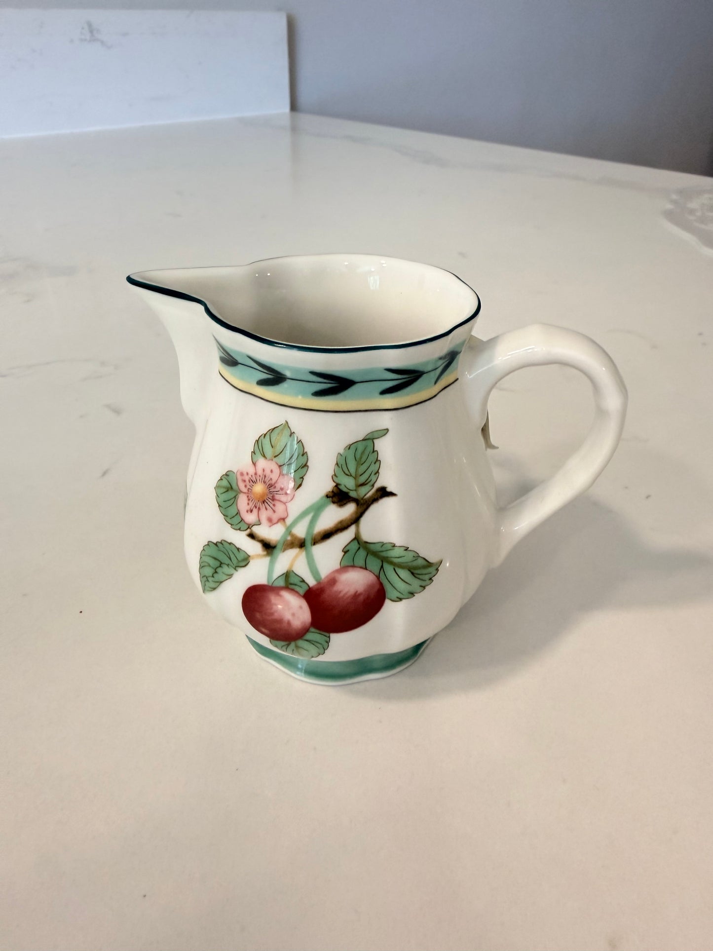 Villeroy and Boch French Garden Creamer