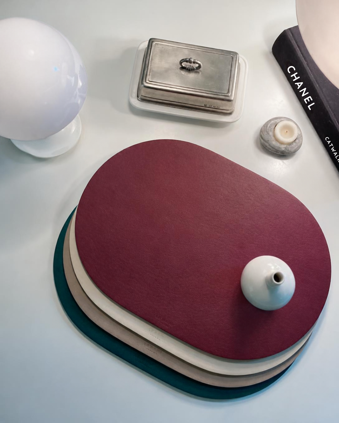 Le’enmi Premium Leather Oval Placemat Tray (Large)