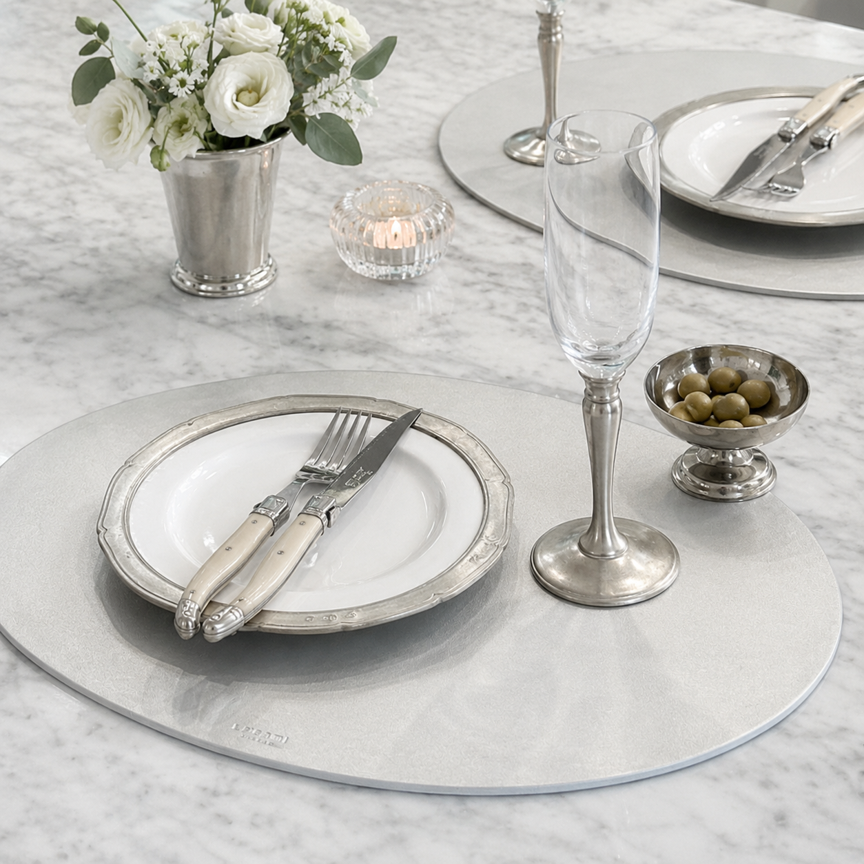 Premium Egg-Shaped Leather Placemat (Large)