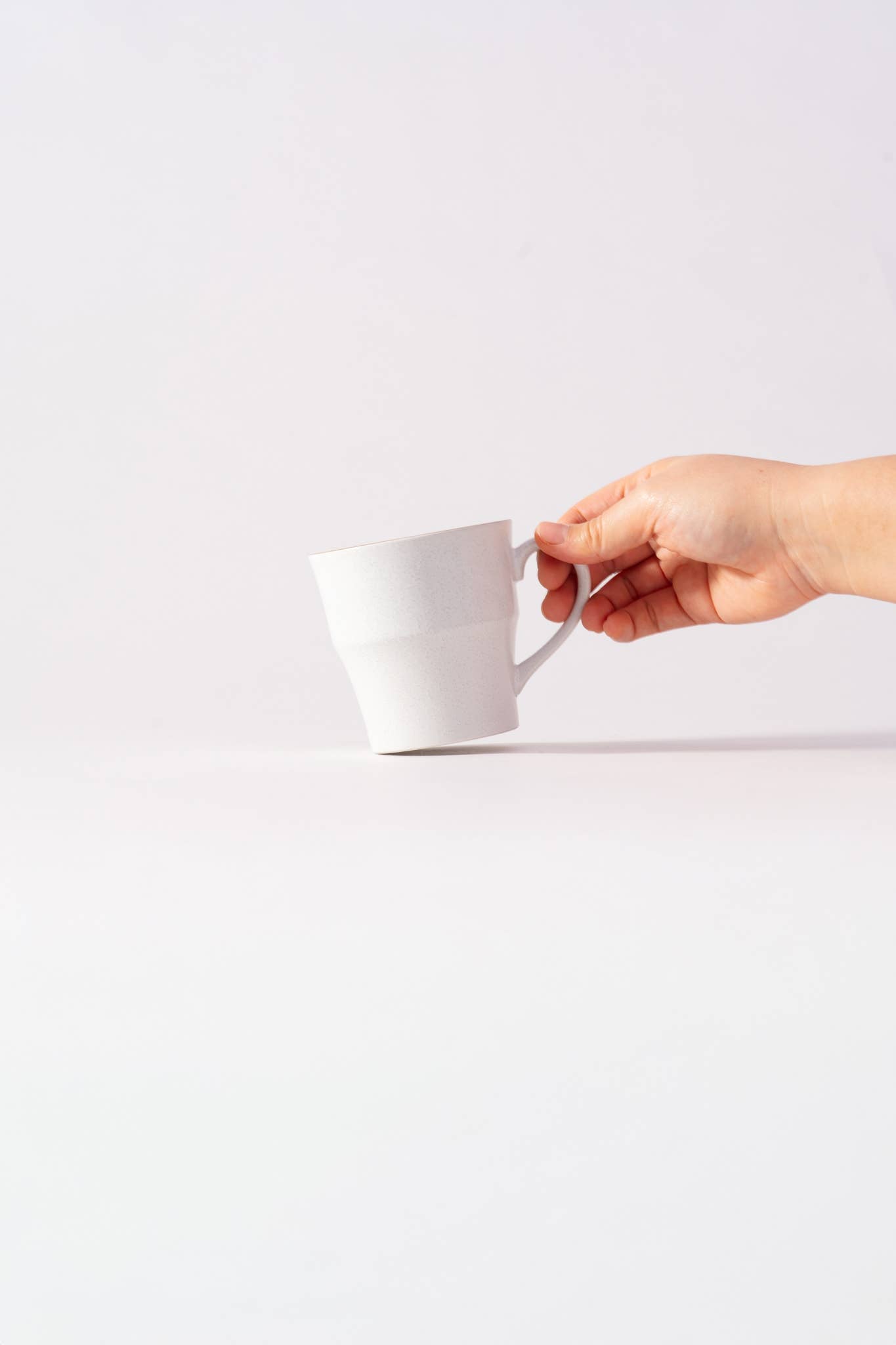 Mino Ware Colored Rim Mug White