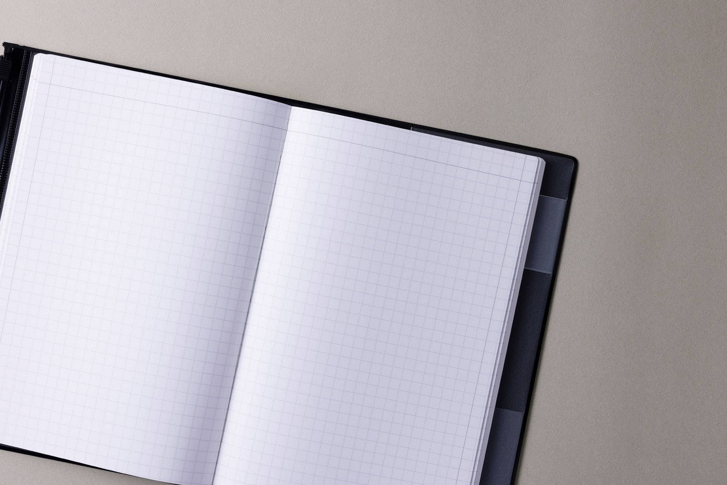 EDiT B7 Grid Notebook with Zipper Pocket