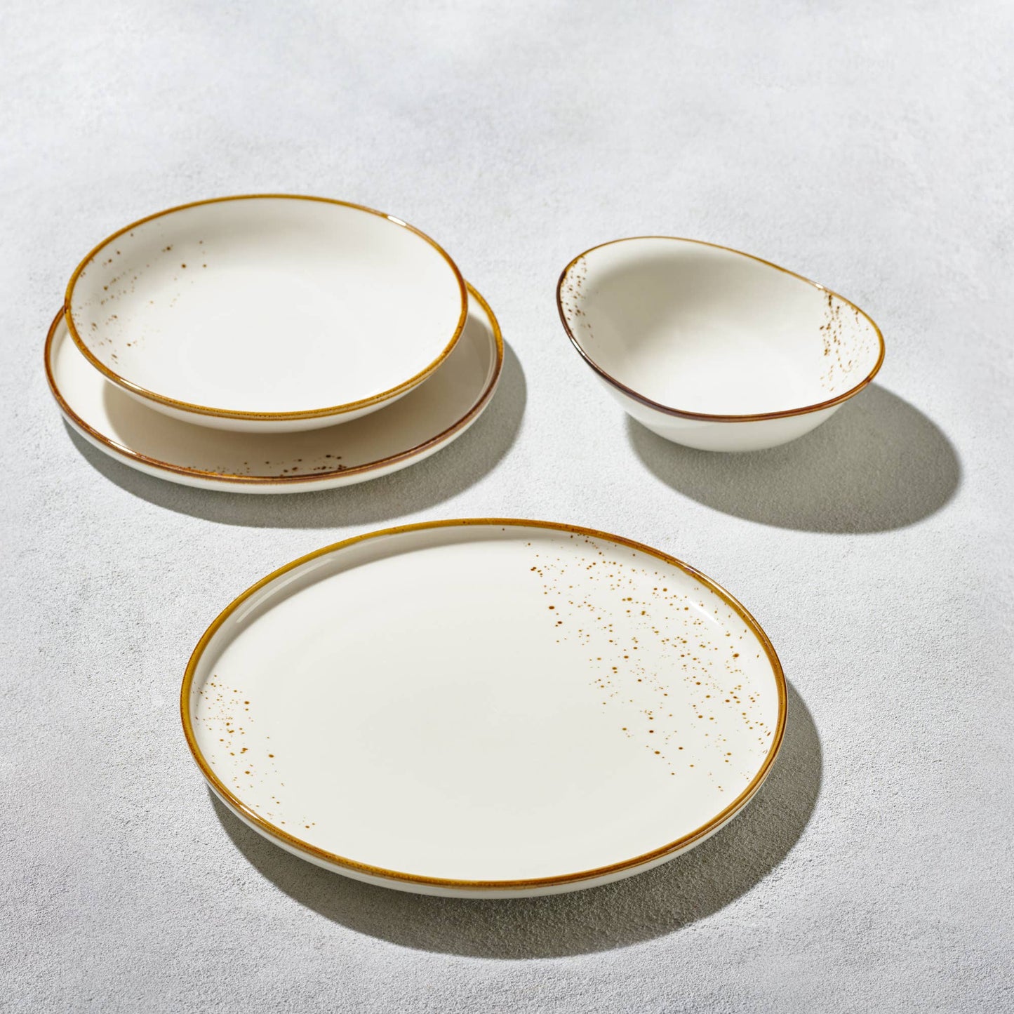 Terra Porcelain Dinnerware Set – Craft White, 16 Pc