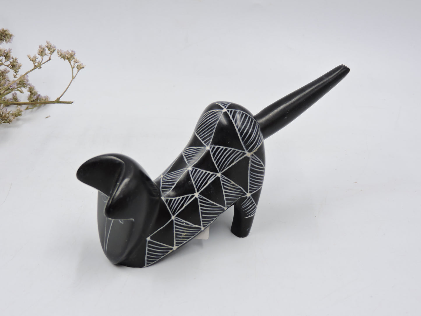 Etched Black Bookshelf Cat
