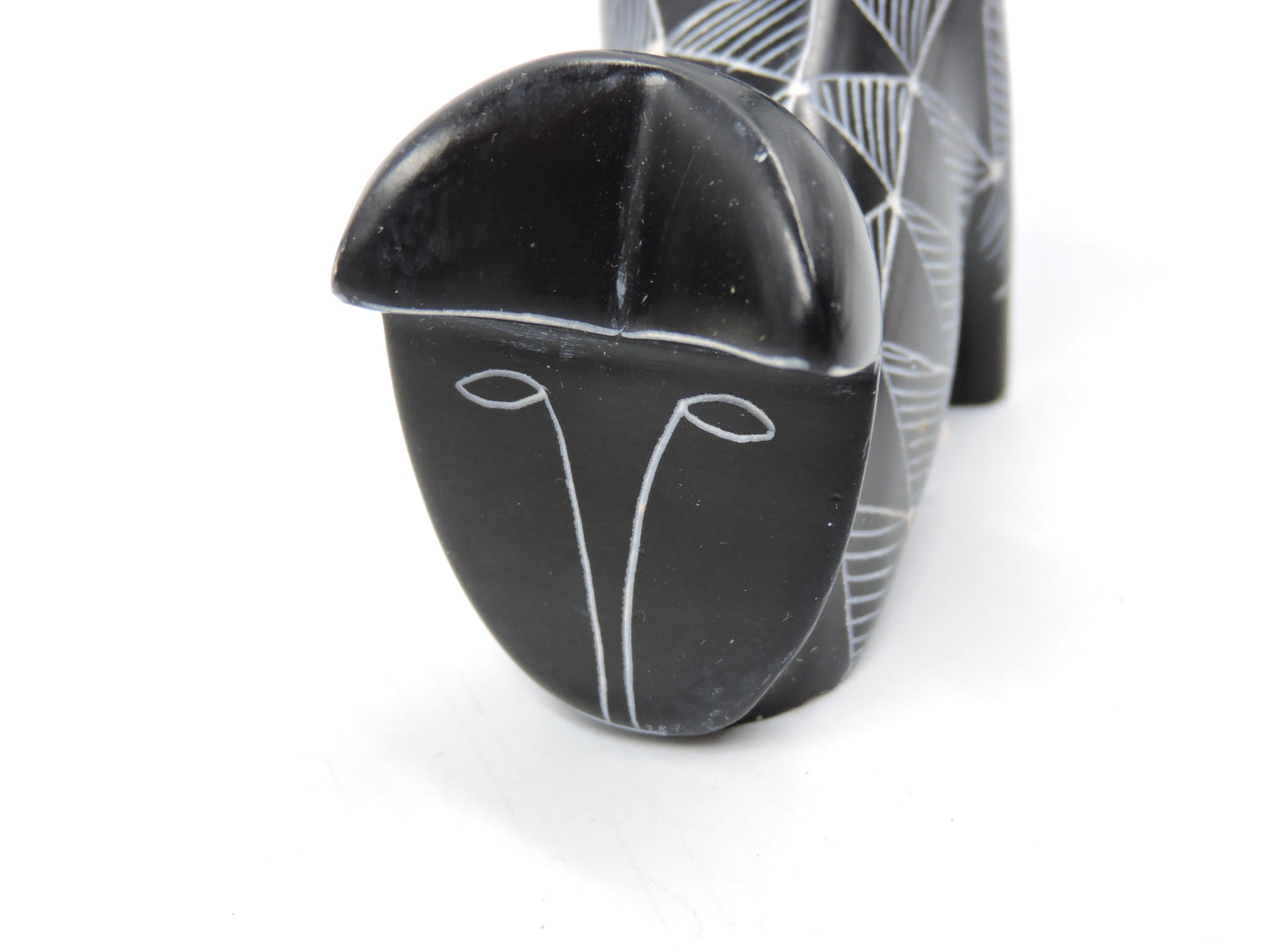 Etched Black Bookshelf Cat