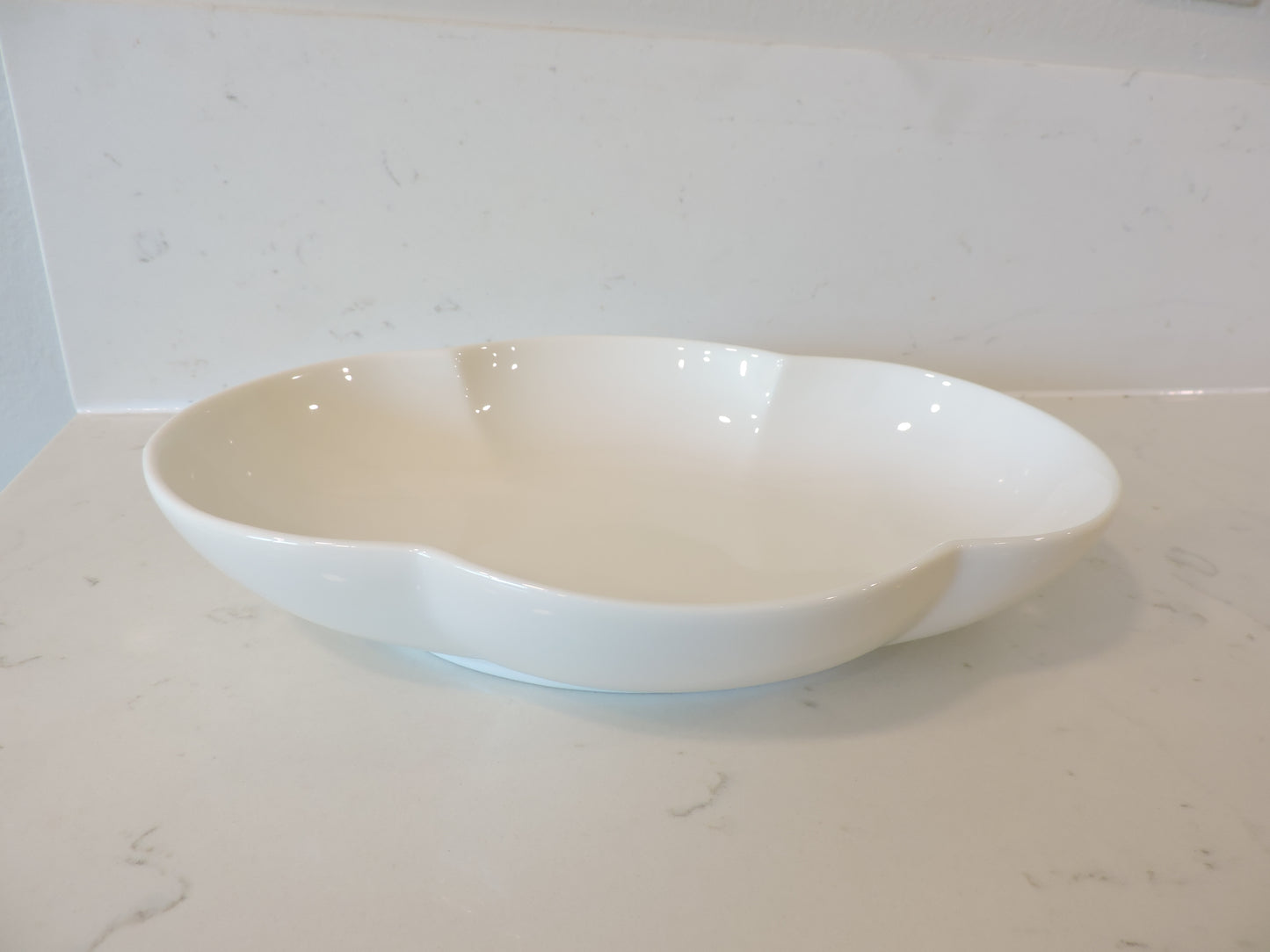Nature Series Floral Rim Cloud Oval Bowl