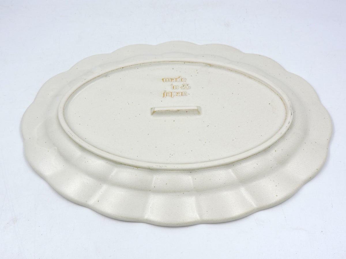 Japanese Ivory Fluted Oval Plates 9.8" (25 cm)
