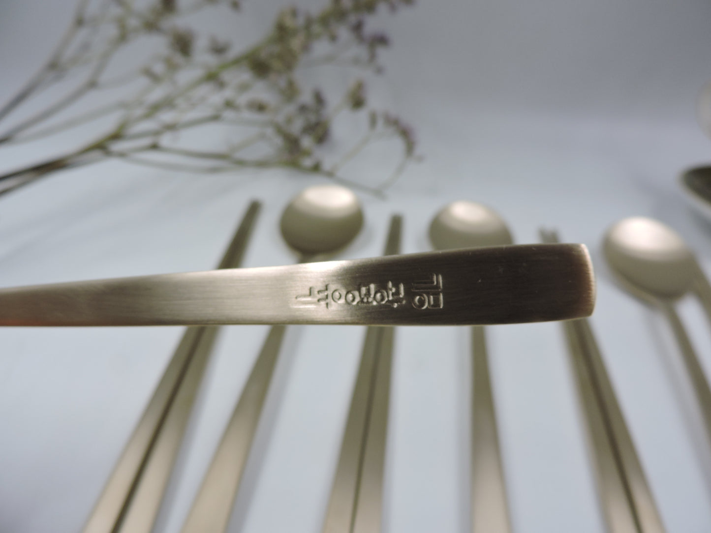 Kwangmyung Yugi Bangjja Yugi Flatware for 4Person