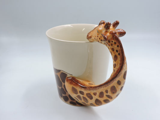 Gentle Giraffe – Hand-Painted Ceramic Mug
