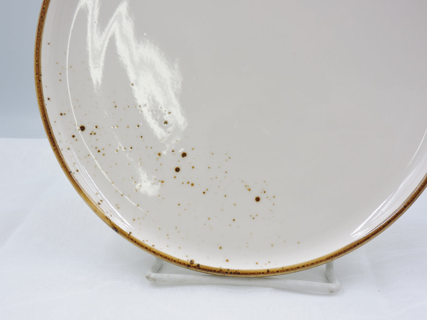 Terra - Round Plate, White, 9"