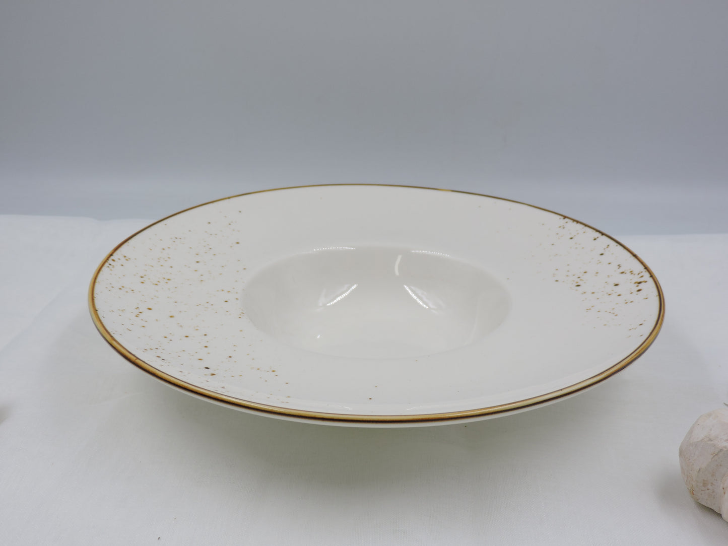Terra Risotto Soup Plate – White, 10"