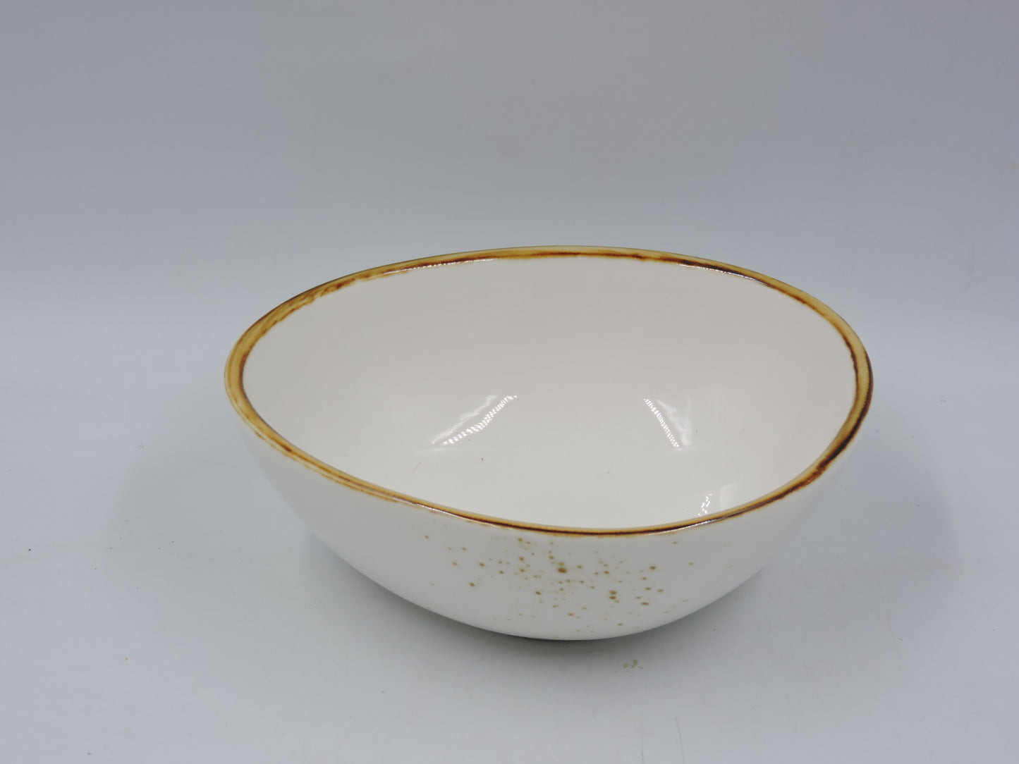 Terra Oval Bow 6” Dap White