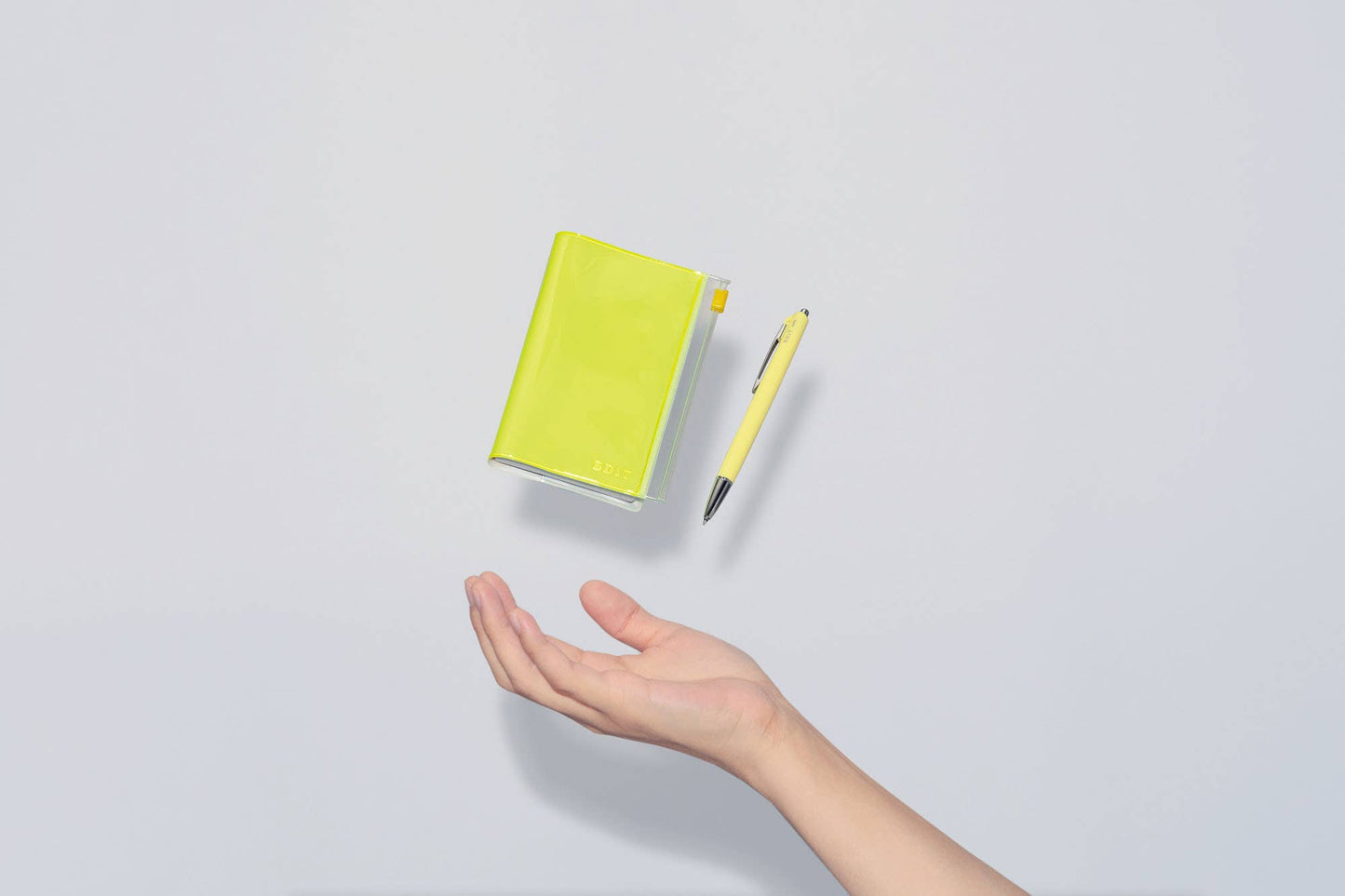 EDiT B7 Grid Notebook with Zipper Pocket