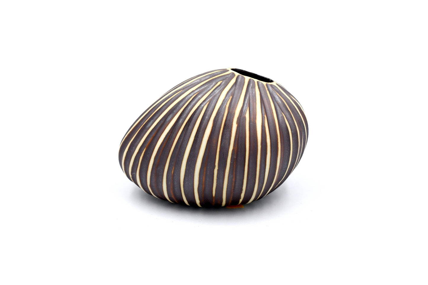 Pebble Mini Handcrafted Porcelain Bud Vase (159WH13)