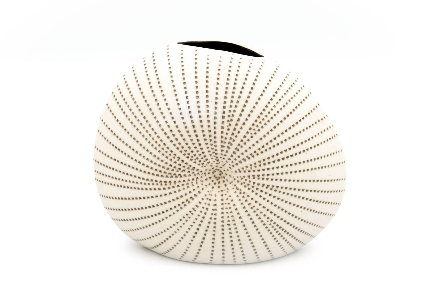 Diva Round Mini Handcrafted Porcelain Bud Vase (226W23)