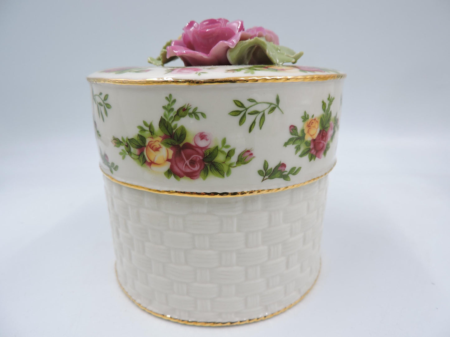Royal Albert Old Country Roses Flower Basket Music Box