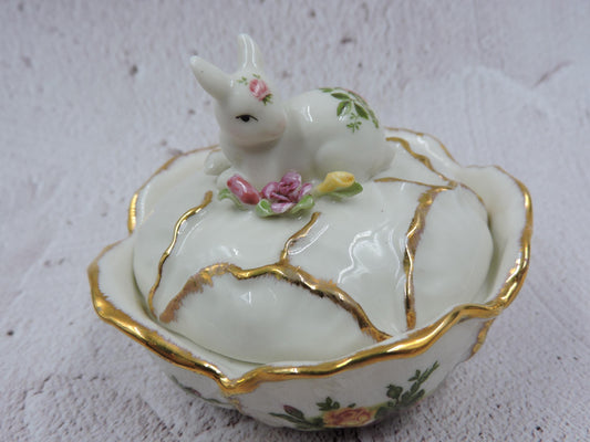 Royal Albert Old Country Roses Old Country Roses Bunny Trinket box