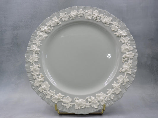 Wedgwood Shell Edge Cream on Grey Dinner Plate