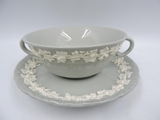 Wedgwood Queens ware Cream on Grey (Shell Edge) Handled Soup bowl set (s)