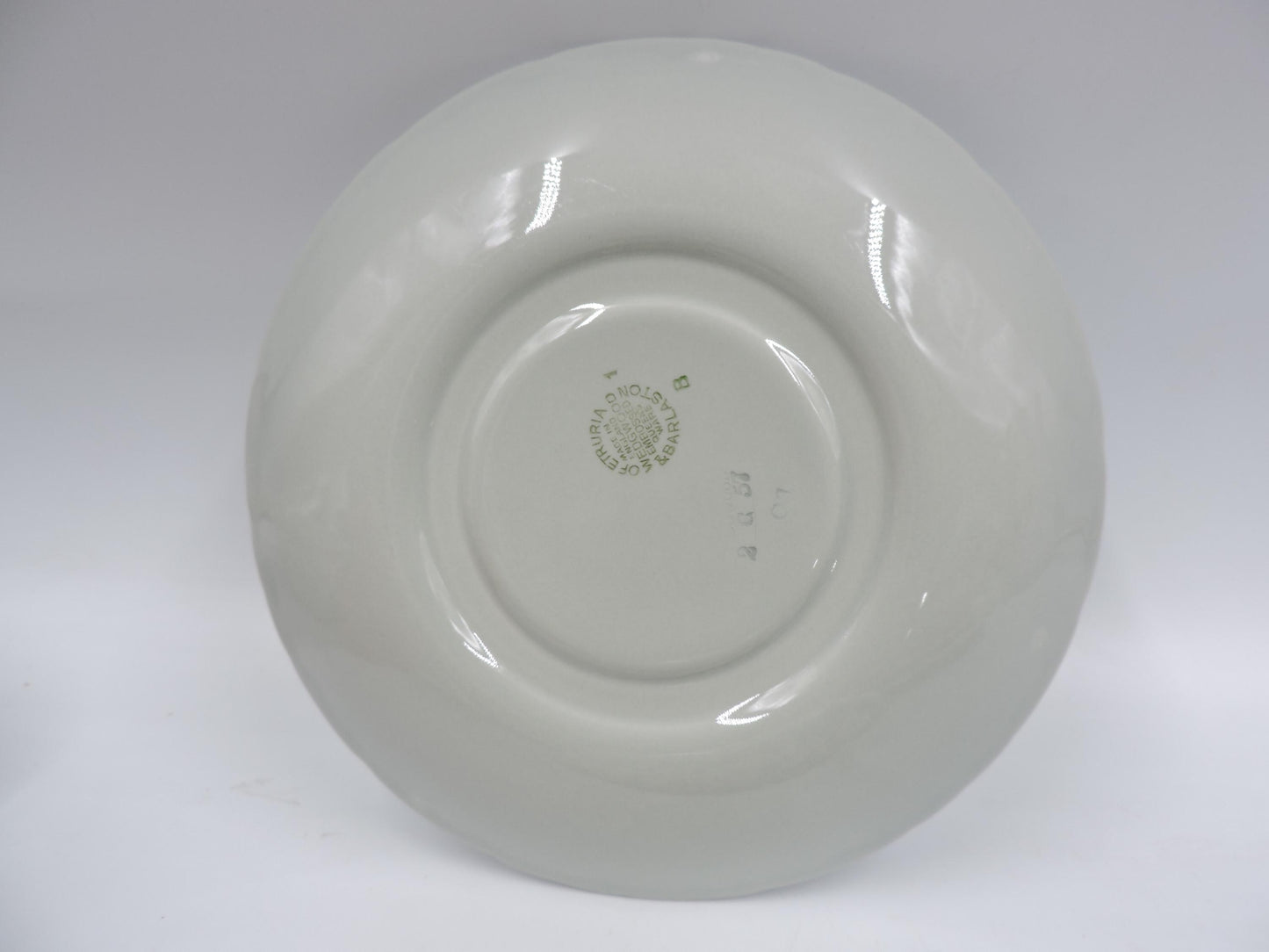 Wedgwood Queens ware Cream on Grey (Shell Edge) Handled Soup bowl set (s)