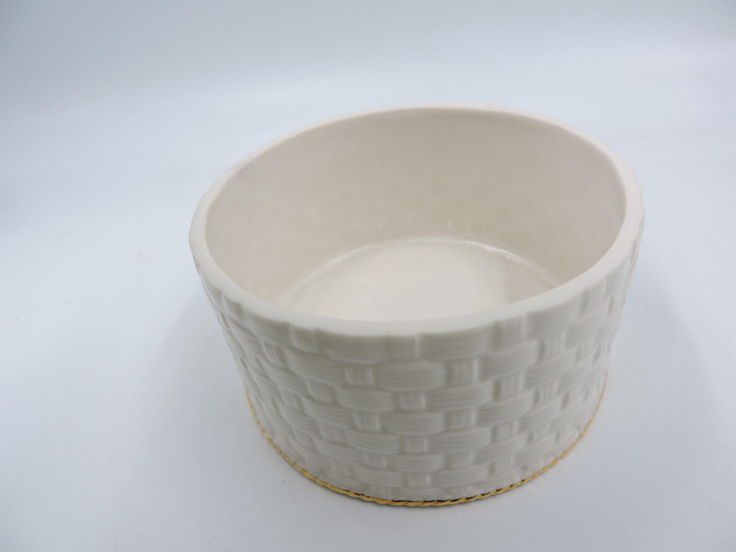 Royal Albert Old Country Roses Flower Basket Music Box