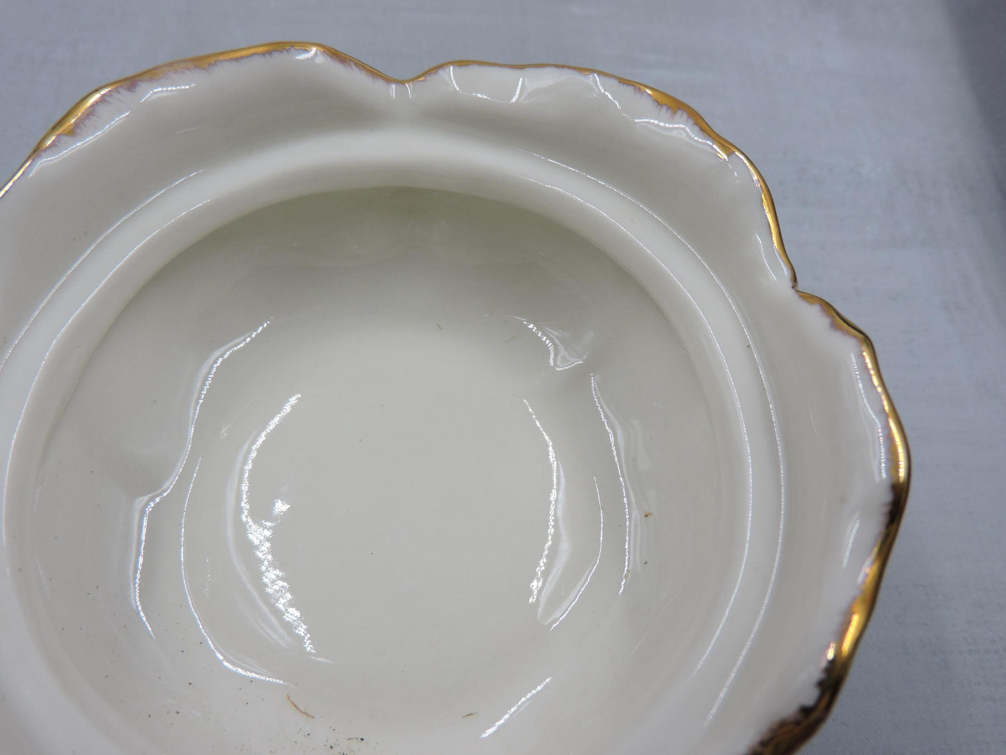 Royal Albert Old Country Roses Old Country Roses Bunny Trinket box