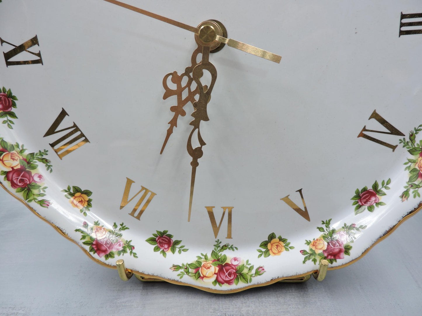 Royal Albert Old Country Roses Round Wall Clock