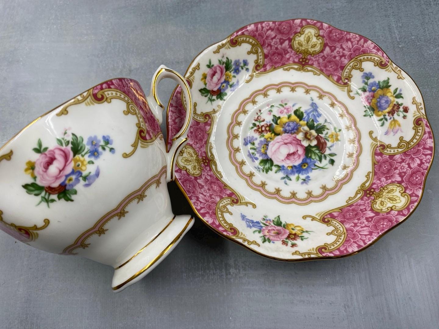 Royal Albert Lady Caryle Tea Cup and Saucer(Brand New)