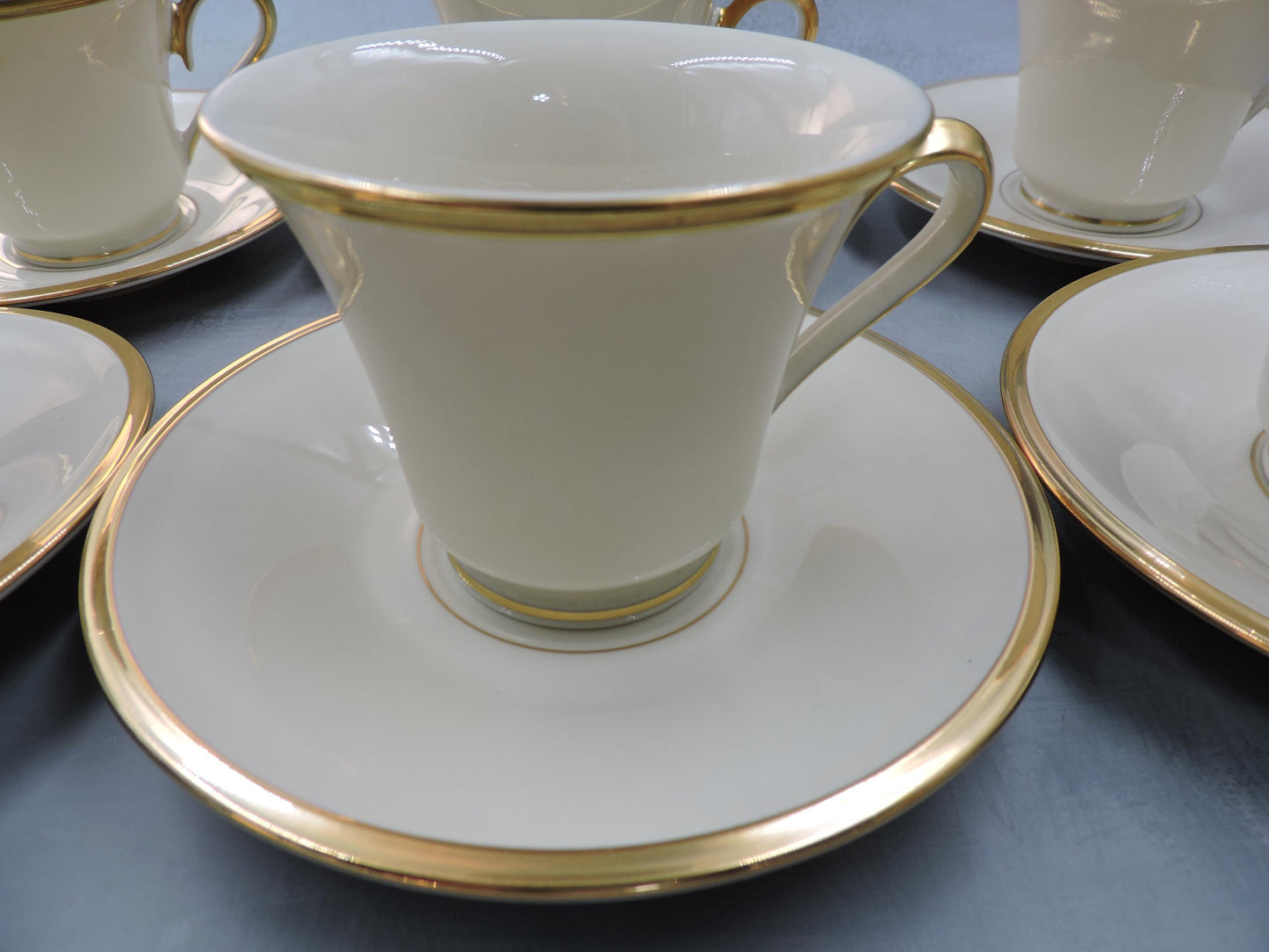 Lenox Eternal 3 tired serving tray and Tea Cup/Saucer for 6 Person