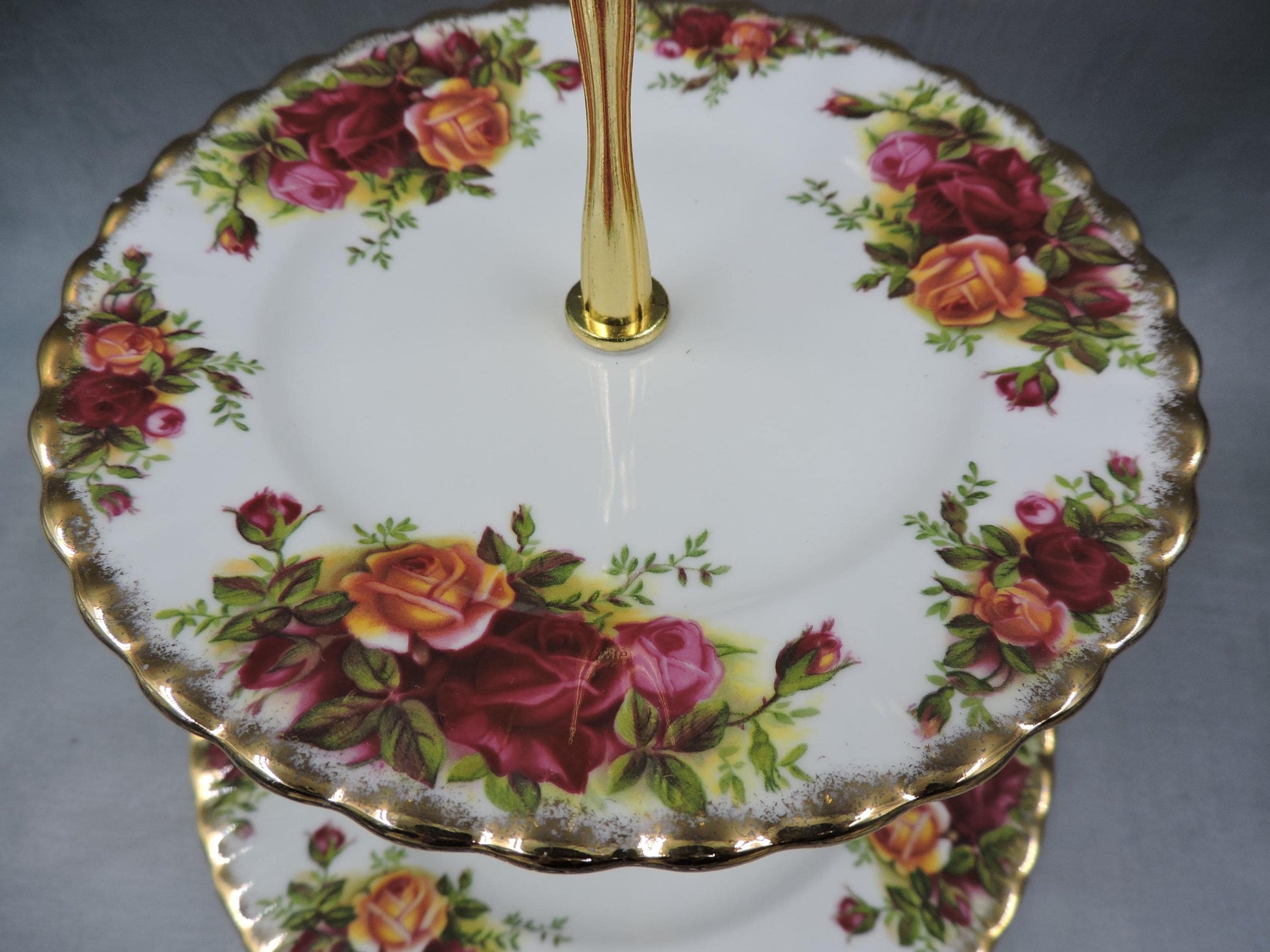 Royal Albert Old Country Roses 2 Tired Dessert Stand #1483