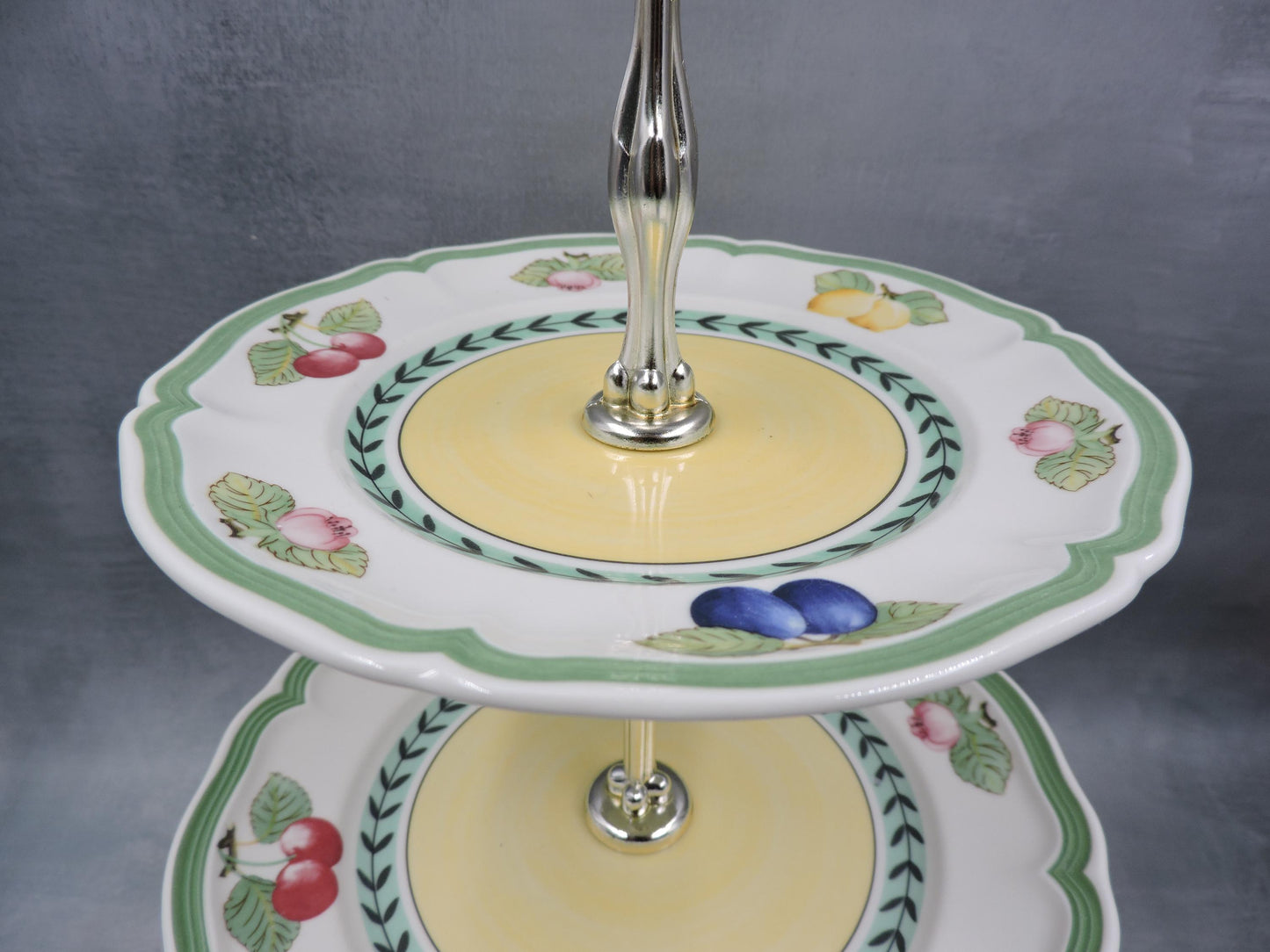 Villeroy and boch French Garden 2 Tired Cake Server #1482