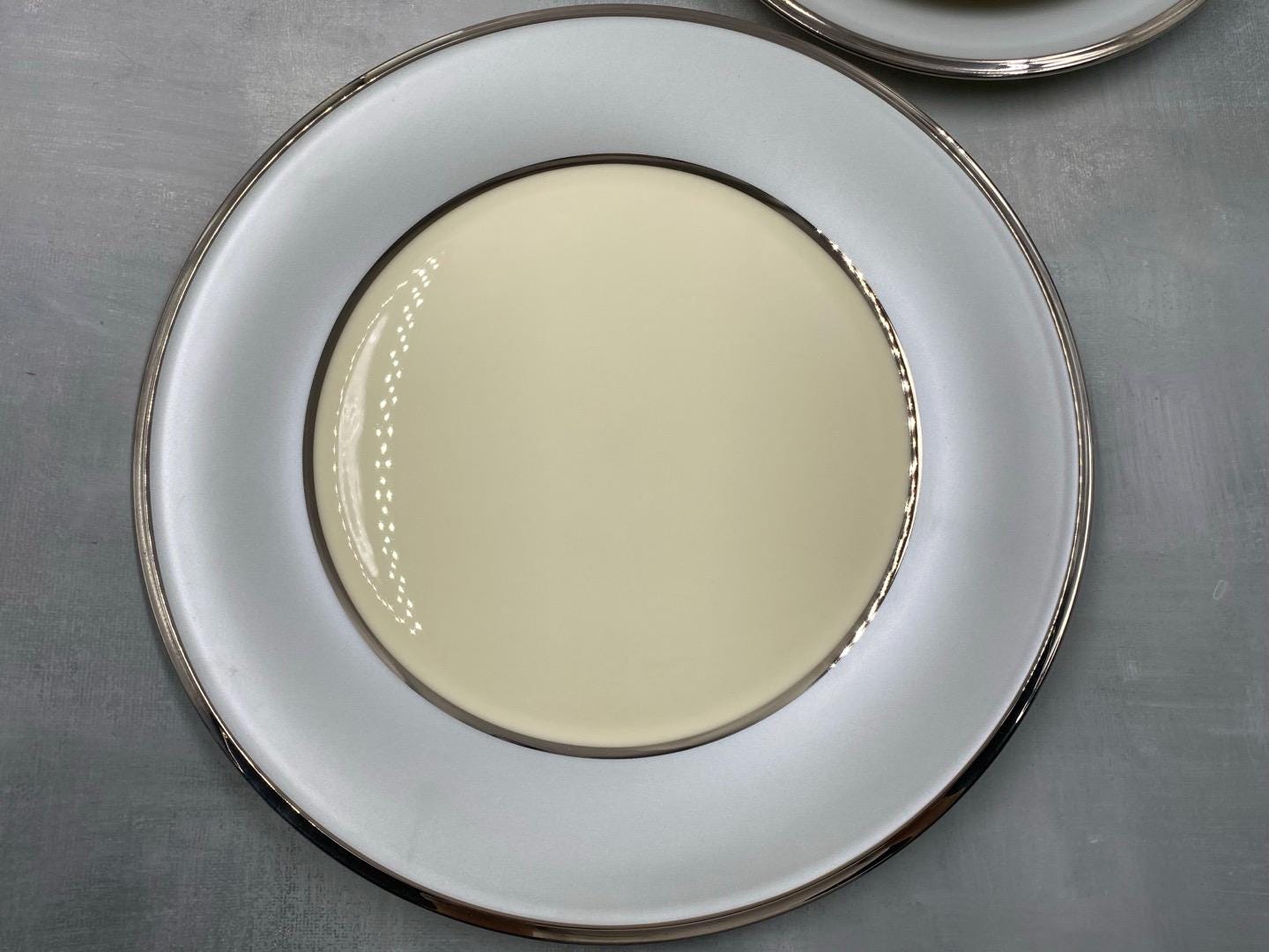 Lenox Blue Frost 5Piece Place Setting (s)