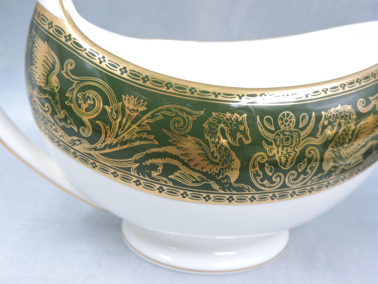 Wedgwood Florentine Green Gold W4170 Gravy boat (s)