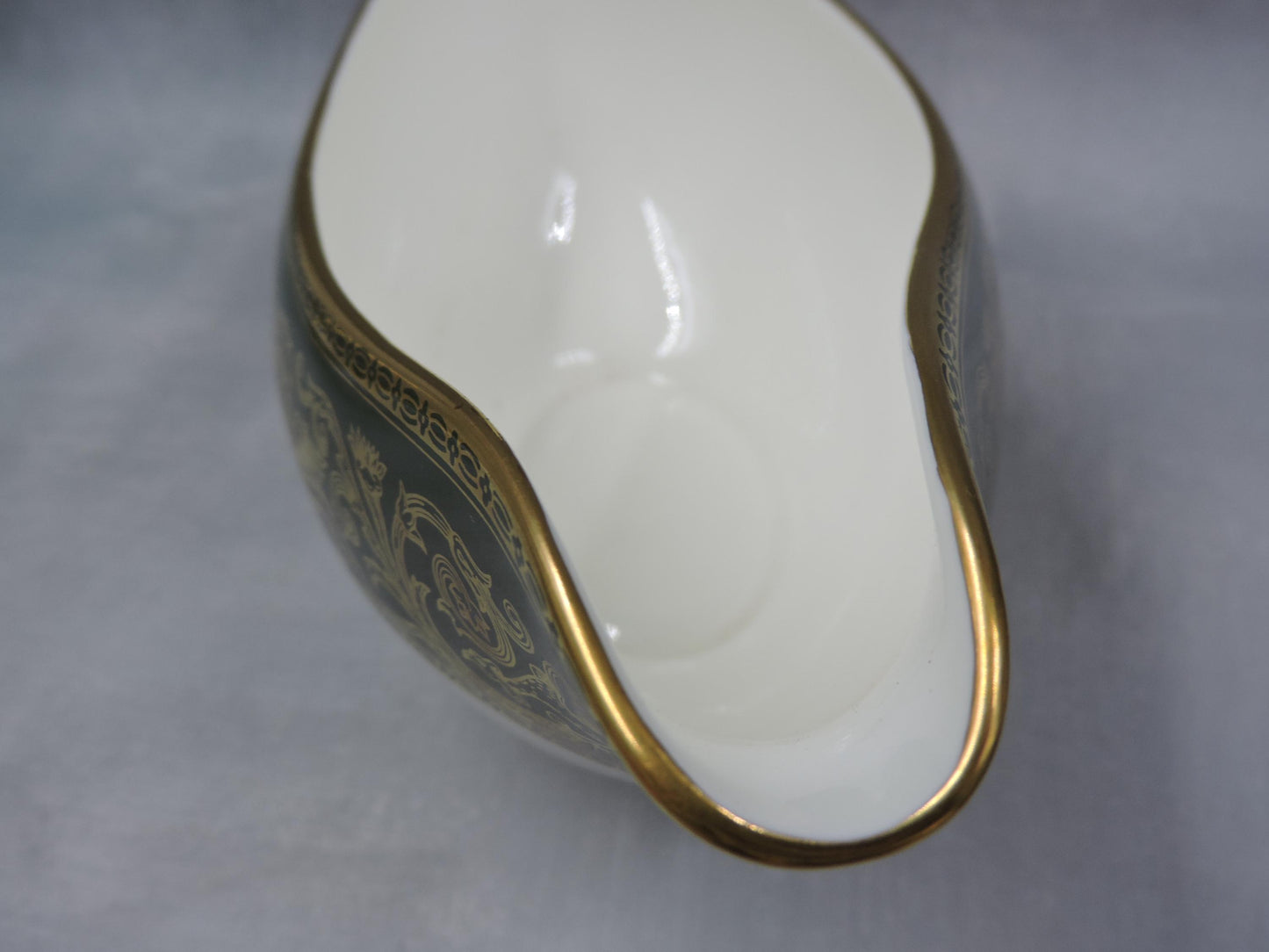 Wedgwood Florentine Green Gold W4170 Gravy boat (s)