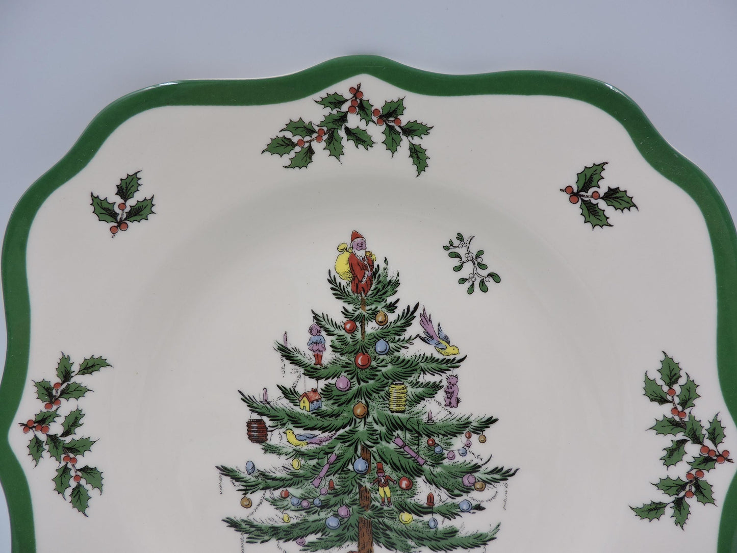 Spode Christmas Tree 9 Inch Scalloped Salad Plate Set of 3