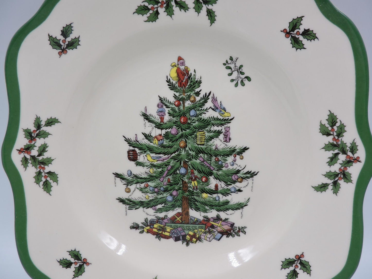 Spode Christmas Tree 9 Inch Scalloped Salad Plate Set of 3