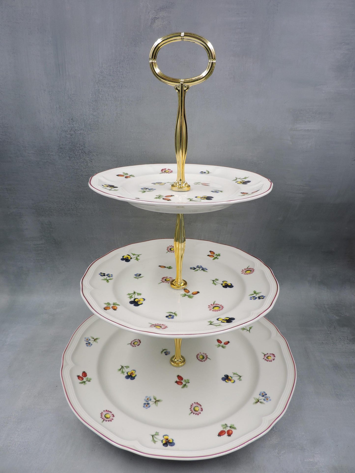 Villeroy and boch Petite Fleur 3 Tired Server #1480