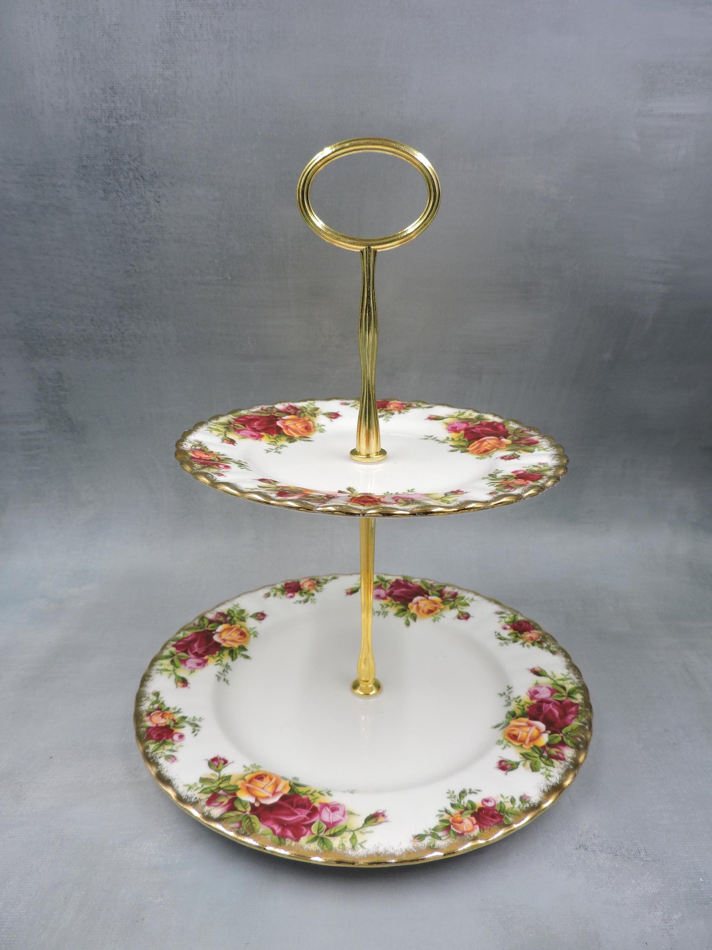 Royal Albert Old Country Roses 2 Tired Dessert Stand #1483