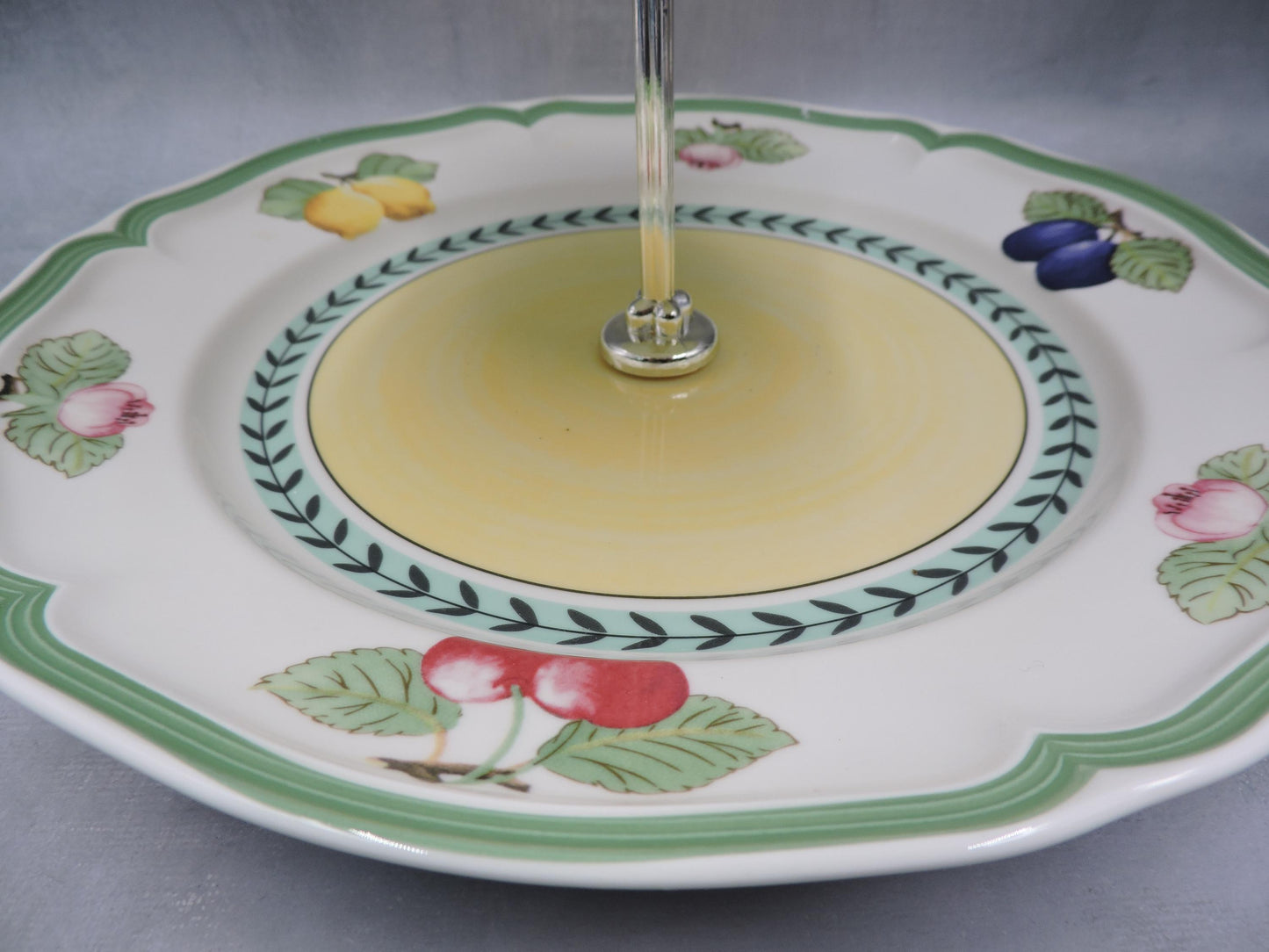 Villeroy and boch French Garden 2 Tired Cake Server #1482