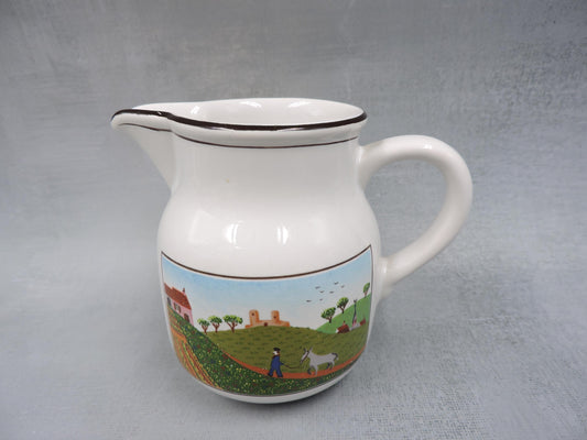 Villeroy and Boch Naif Creamer