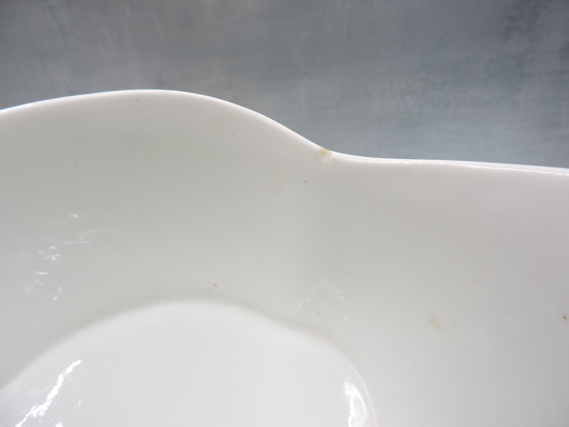 Royal Copenhagen Blue Flower Gravy with Stand (Chip)