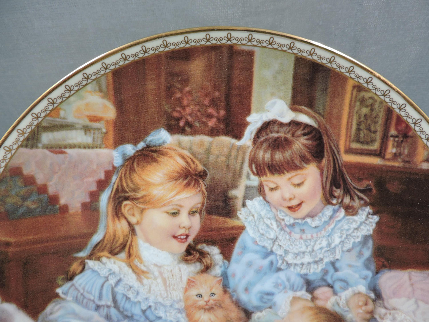 Sandra Kuck "Little One" wall deco plate #1322
