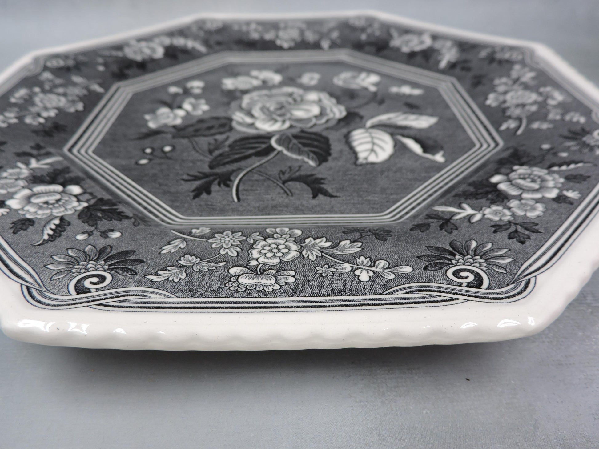 Spode Heritage Octagonal Plate (Brand New)